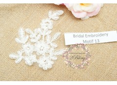 Bridal Lace Embroidery Motif 13, Off-white, 10.5x9 cm